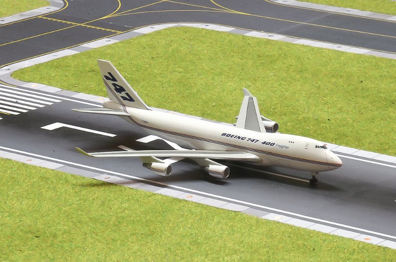 201.JPG - Boeing 747-428F/ER/SCD ( F-GIUA ) Pièce collection N° 201