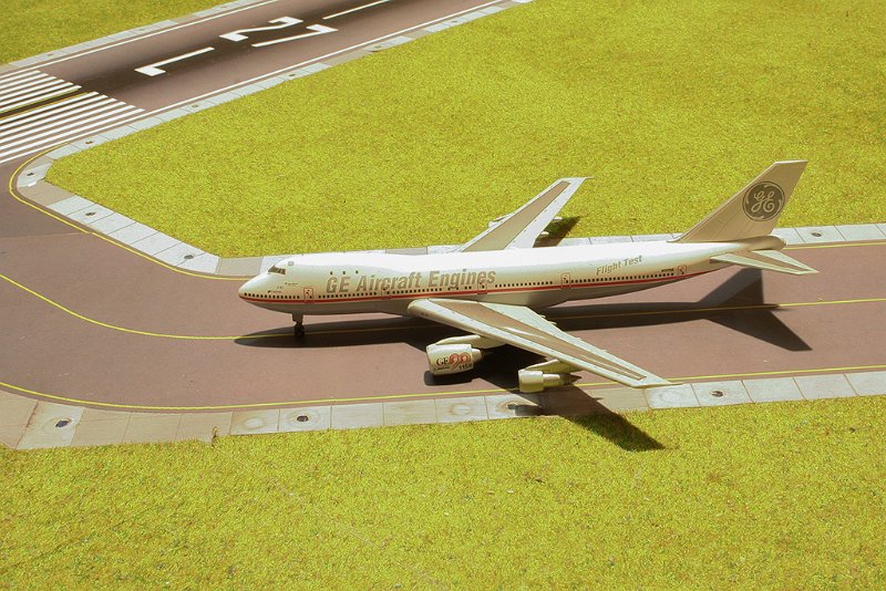 442.JPG - Boeing 747-121A/SF ( N747GE ) Pièce collection N° 442